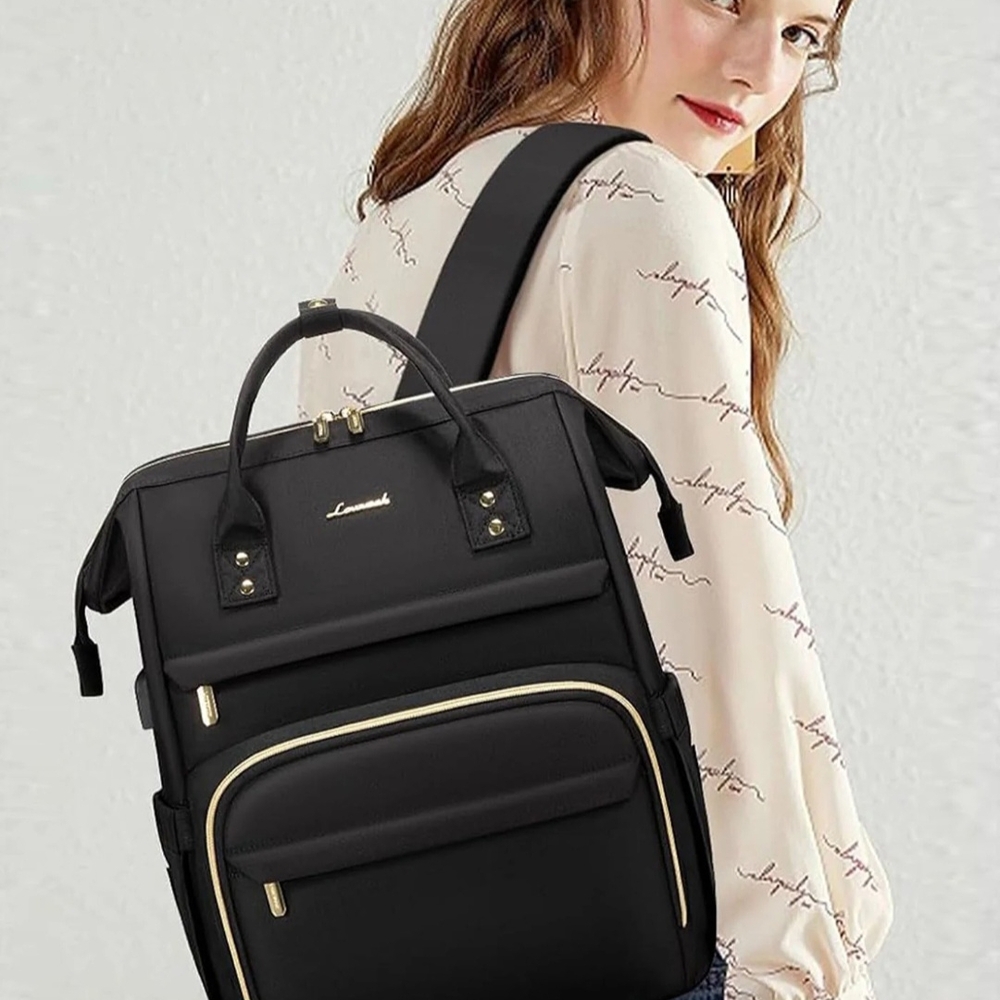 Black Backpack - Picture 4 of 4